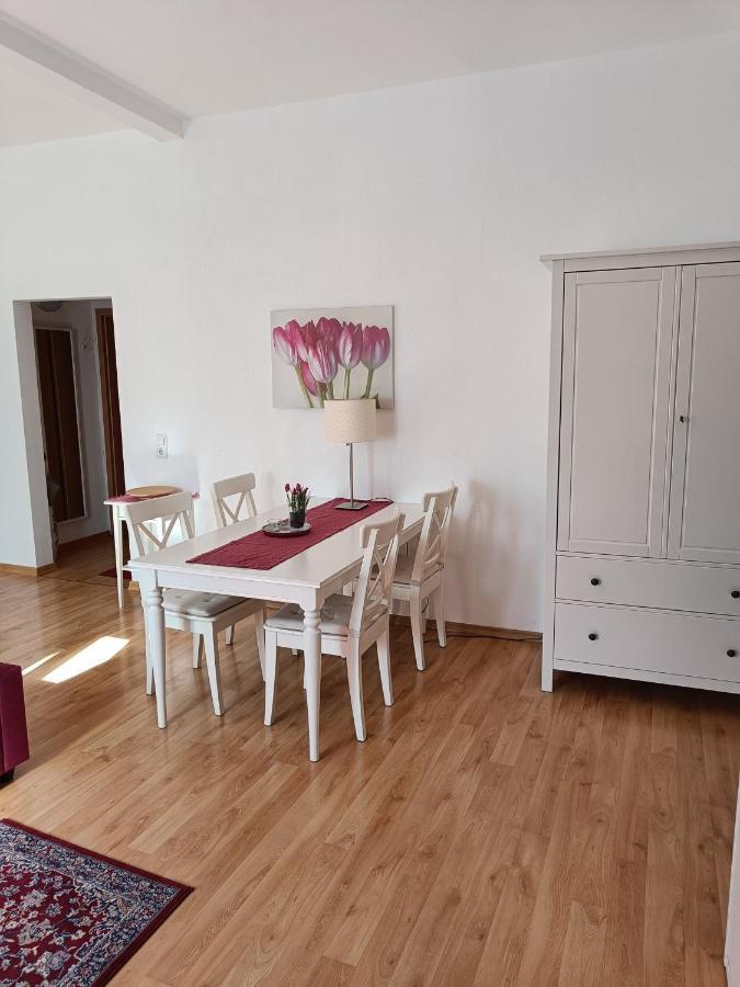 טראבן-טרארבאך Ferienwohnung Barfly מראה חיצוני תמונה