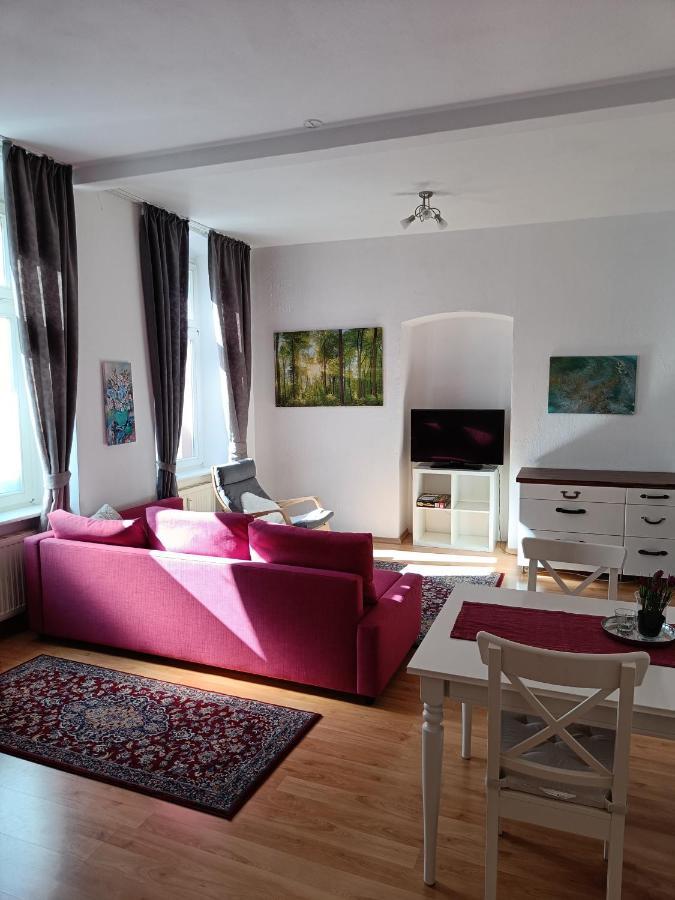 טראבן-טרארבאך Ferienwohnung Barfly מראה חיצוני תמונה